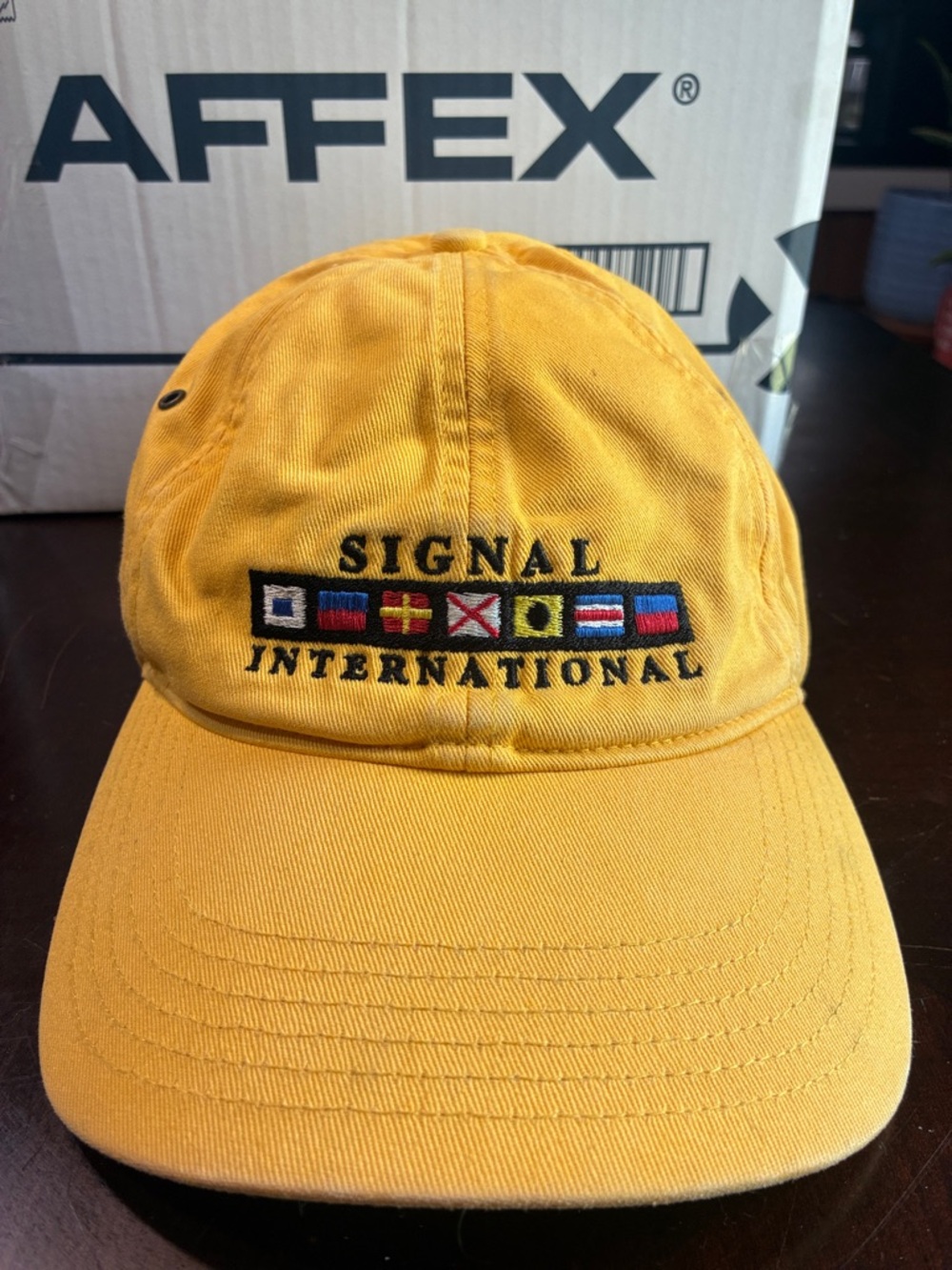 Men's Yellow Flag Embroidered Baseball Cap